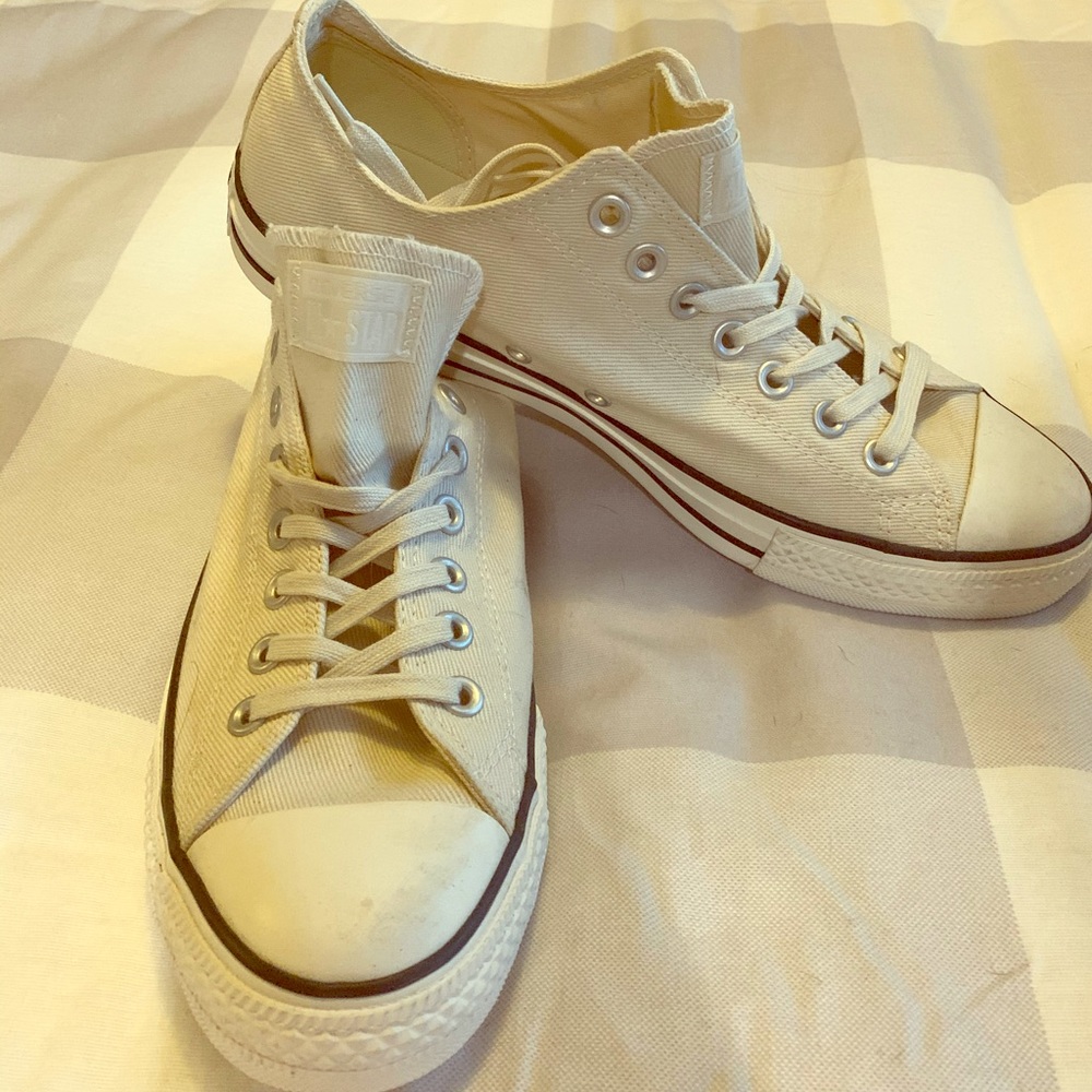 Converse All Star Chuck Taylors men’s size 10